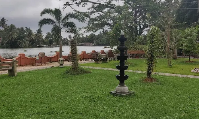 Palmdale Heritage Resort